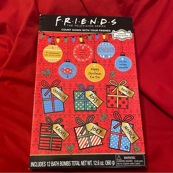 FRIENDS 12 Days Of Christmas Bath Bombs - Picture 1 of 2